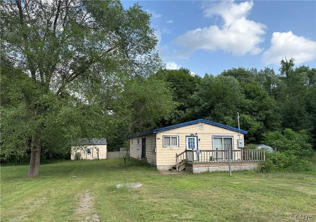 2nd image of 1588 County Route 8, Fulton, NY 13069 | MLS# S1698889