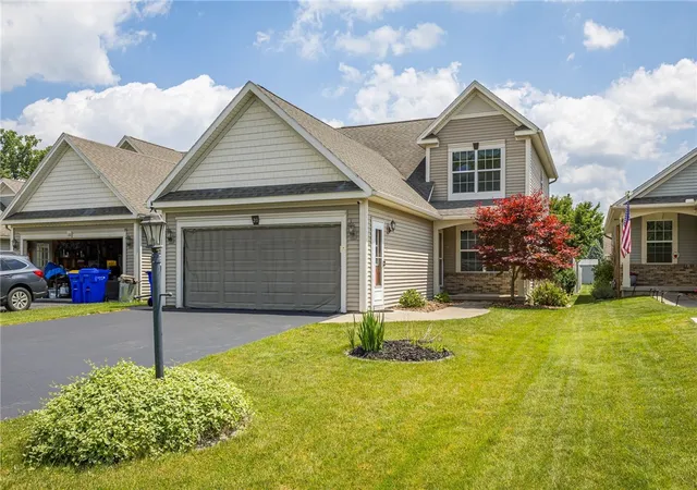 2nd image of 20 Silver Maple Dr, Spencerport, NY 14559 | MLS# R1694649