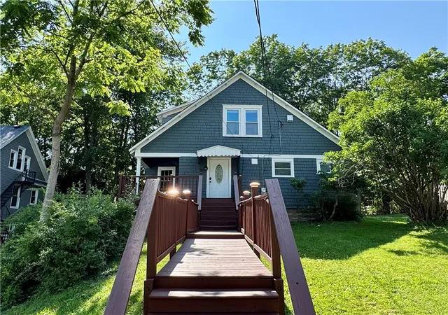 29th image of 1 Highland St, Oneonta, NY 13820 | MLS# R1698624