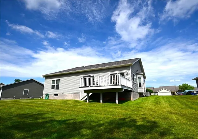 24th image of 16 Pirates Cvs, Spencerport, NY 14559 | MLS# R1698651