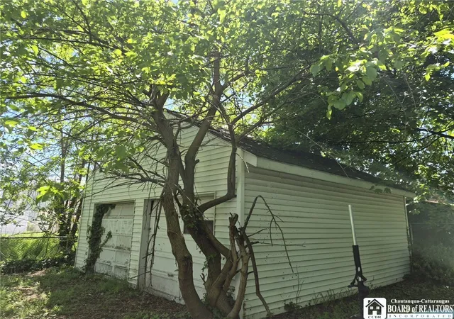 Photo 3 of Multi family home for sale at 2409 Monroe Ave, Niagara Falls, NY 14303 | MLS# R1699186 | Listing updated on 2026-07-16