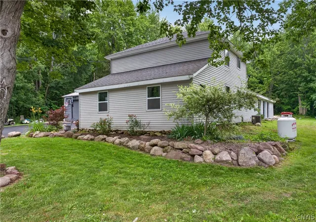 2nd image of 2410 County Route 6, Fulton, NY 13069 | MLS# S1699190
