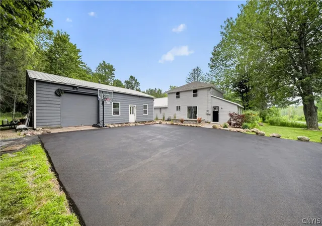 39th image of 2410 County Route 6, Fulton, NY 13069 | MLS# S1699190