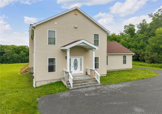 5th image of 297 North Rd, Jefferson, NY 12093 | MLS# R1698587