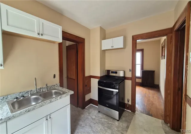 4th image of 164 Berkshire Ave, Syracuse, NY 13208 | MLS# S1698061