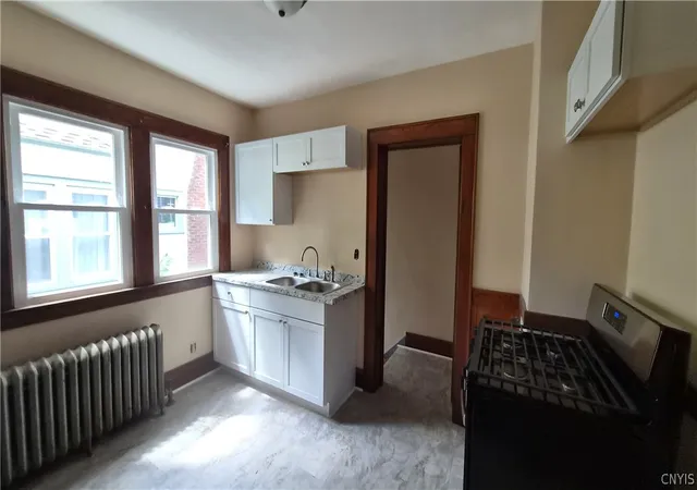 5th image of 164 Berkshire Ave, Syracuse, NY 13208 | MLS# S1698061