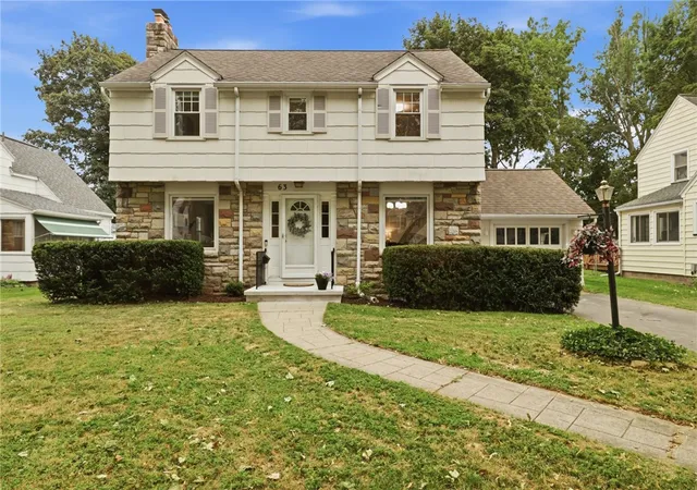 1st image of 63 Montclair Dr, Rochester, NY 14617 | MLS# R1698066