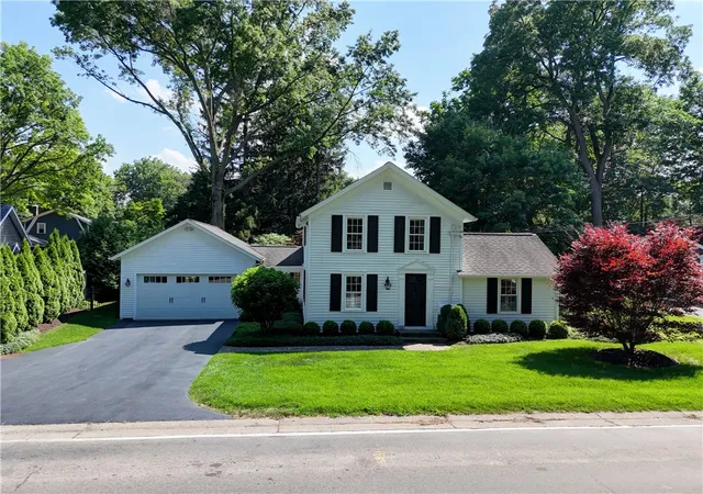 1st image of 7 French Rd, Pittsford, NY 14618 | MLS# R1699189
