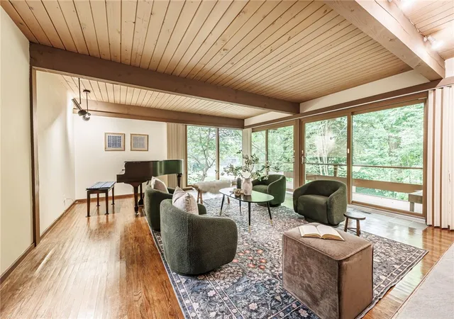 2nd image of 41 Rush Hills Dr, Rush, NY 14543 | MLS# R1698633