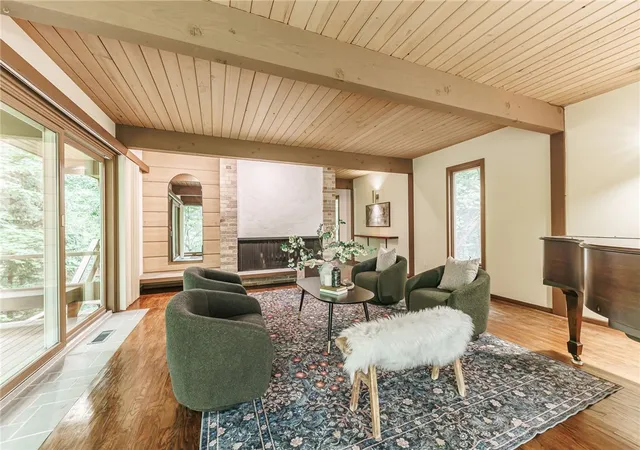 4th image of 41 Rush Hills Dr, Rush, NY 14543 | MLS# R1698633