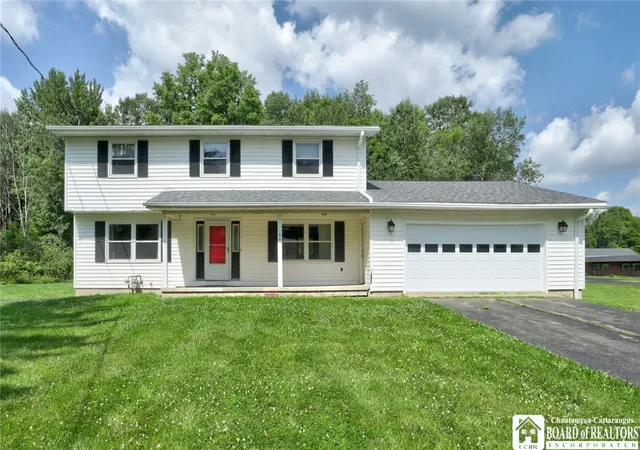 Photo 1 of Single family home for sale at 190 Shadyside Ave, Lakewood, NY 14750 | MLS# R1695249 | Listing updated on 2026-08-01