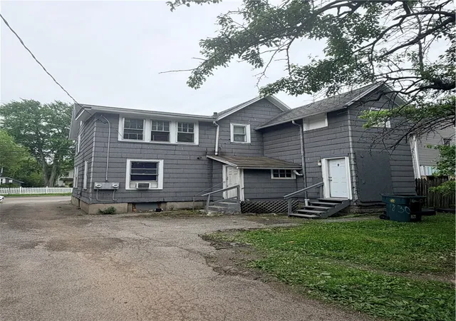 Listing Photo 3 - Condo for sale in building located at 1830 Clifford Ave, Rochester, NY 14609