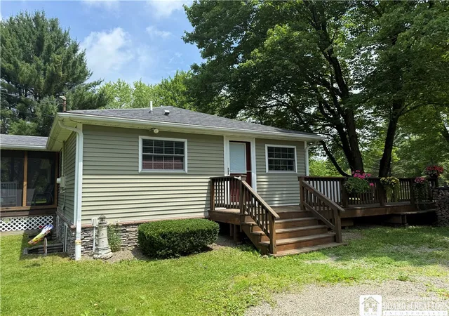 Photo 4 of Single family home for sale at 6365 Youngers Rd, Bliss, NY 14024 | MLS# R1696196 | Listing updated on 2026-07-25