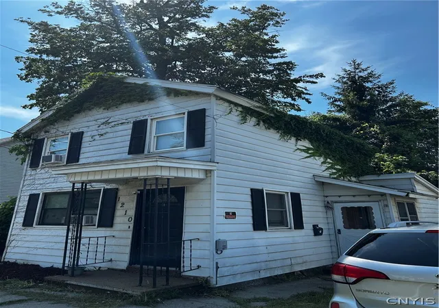 2nd image of 1210 Francis St, Utica, NY 13502 | MLS# S1699116