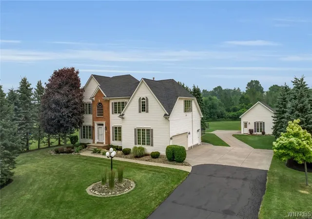 2nd image of 251 Handy Rd, Elma, NY 14059 | MLS# B1699055