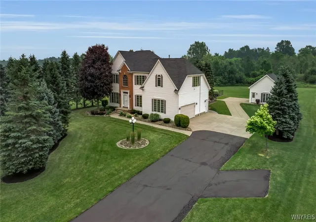 5th image of 251 Handy Rd, Elma, NY 14059 | MLS# B1699055