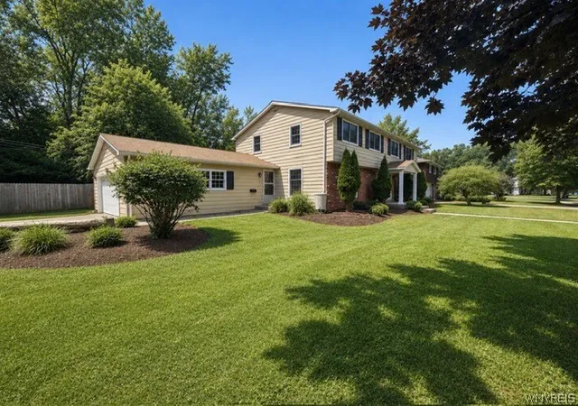 2nd image of 181 Halwill Aka 40 Parkledge Dr, Buffalo, NY 14226 | MLS# B1699187