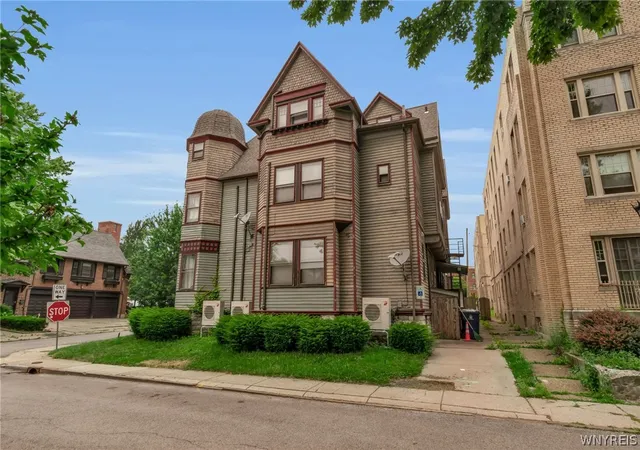 3rd image of 63 & 65 Arlington Park, Buffalo, NY 14201 | MLS# B1699233