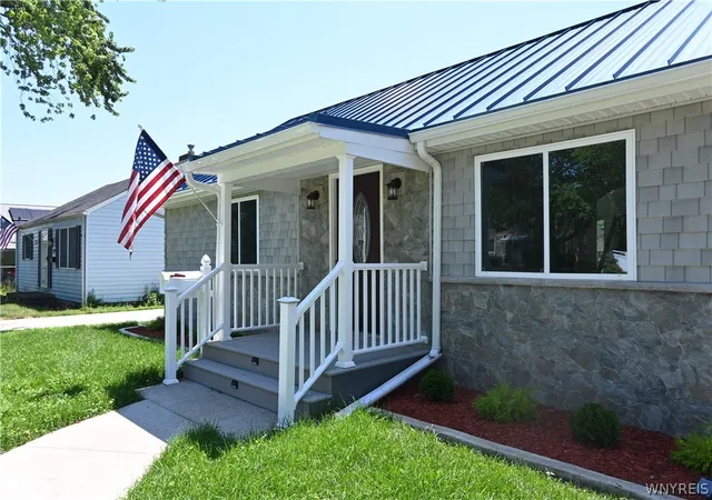1st image of 233 Edward St, North Tonawanda, NY 14120 | MLS# B1699172