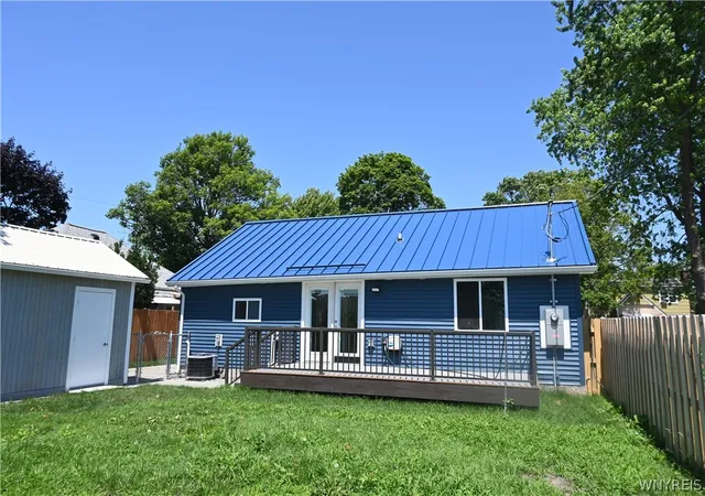 5th image of 233 Edward St, North Tonawanda, NY 14120 | MLS# B1699172
