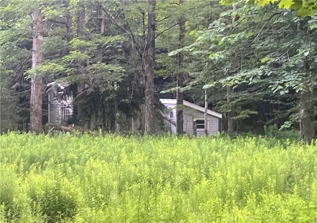 Photo 8 of Sale Pending at 178 Tanner Dr, West Monroe, NY 13167 | MLS# R1698021 | Listing updated on 2026-07-29