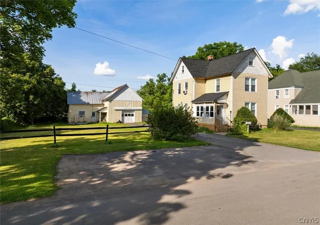 1st image of 6 Mcbride Ave, Clinton, NY 13323 | MLS# S1699108