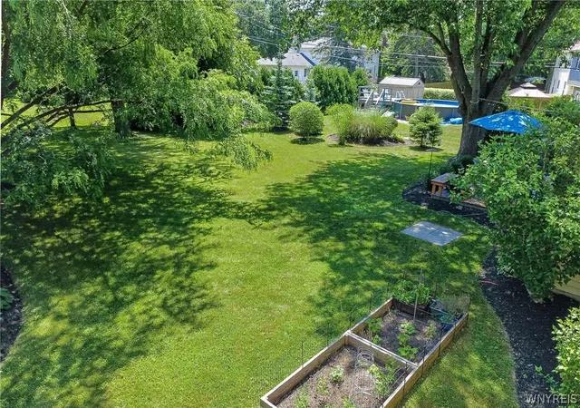 4th image of 392 Hawthorne Pl, Youngstown, NY 14174 | MLS# B1698540