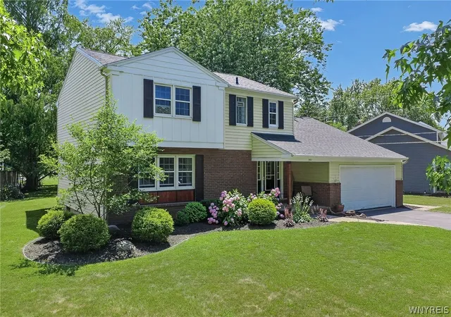 50th image of 392 Hawthorne Pl, Youngstown, NY 14174 | MLS# B1698540