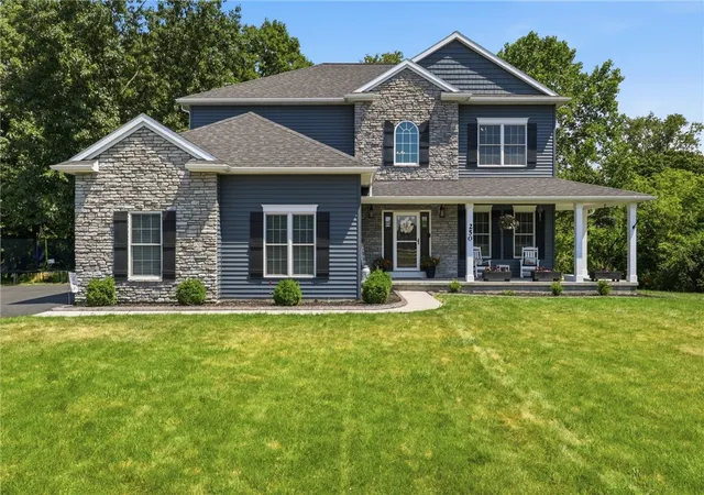 3rd image of 250 Commerce Dr, Avon, NY 14414 | MLS# R1699283