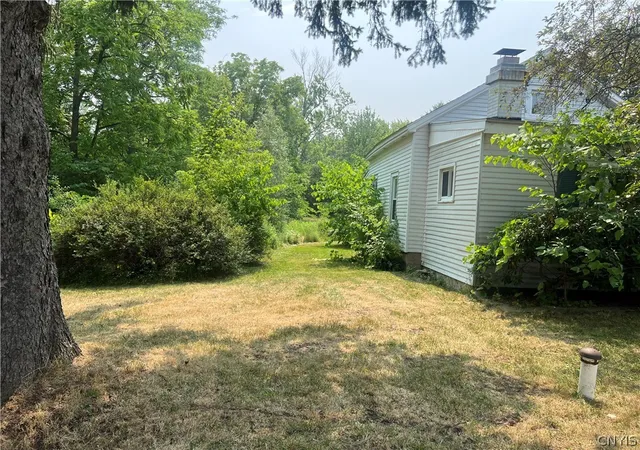 3rd image of 303 1St St, Canastota, NY 13032 | MLS# S1698937