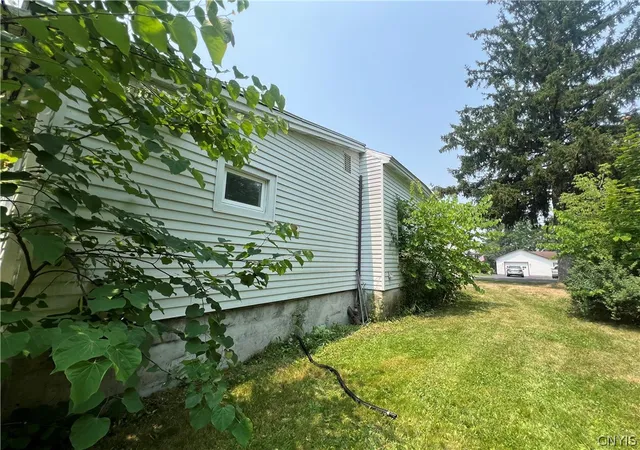 5th image of 303 1St St, Canastota, NY 13032 | MLS# S1698937