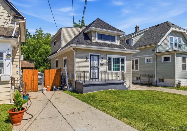 Photo 3 of Sale Pending at 381 Northumberland Ave, Buffalo, NY 14215 | MLS# B1699454 | Listing updated on 2026-07-31