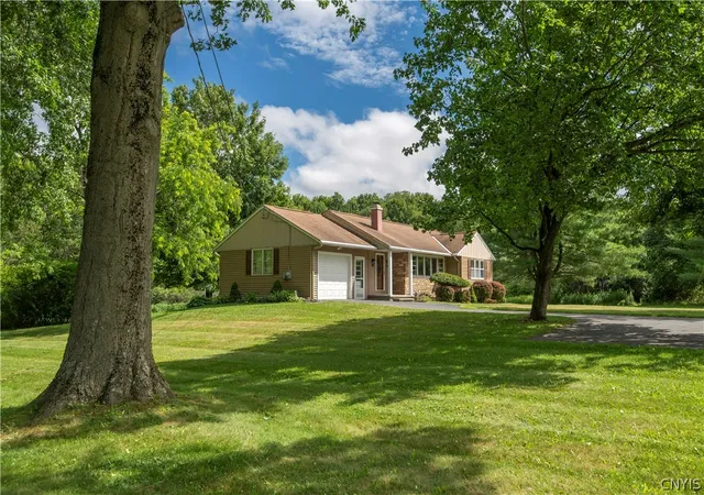 Photo 4 of Sale Pending at 8167 Clark Mills Rd, Whitesboro, NY 13492 | MLS# S1699434 | Listing updated on 2026-07-20