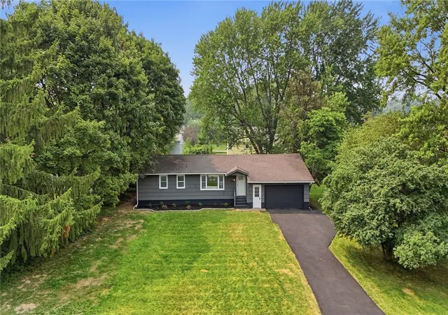 38th image of 1063 Farnsworth Rd S, Rochester, NY 14623 | MLS# R1698387