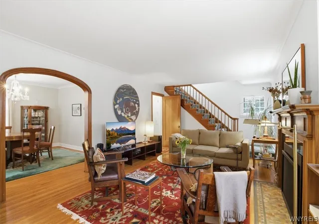 Photo 5 of Sale Pending at 100 Chatham Ave, Buffalo, NY 14216 | MLS# B1698720 | Listing updated on 2026-07-31