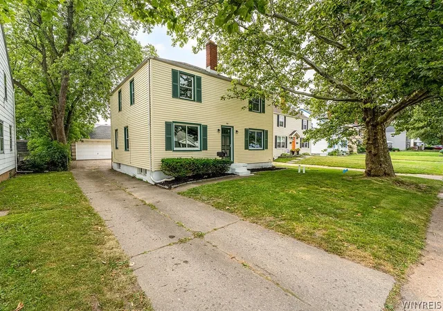 2nd image of 981 Beach Rd, Cheektowaga, NY 14225 | MLS# B1699483