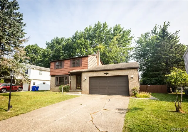 1st image of 176 Rosewood Dr, West Seneca, NY 14224 | MLS# B1699469