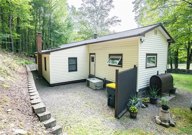 Photo 2 of Single family home for sale at 2001 Beebe Rd #1999, Sidney Center, NY 13839 | MLS# R1699102 | Listing updated on 2026-07-17