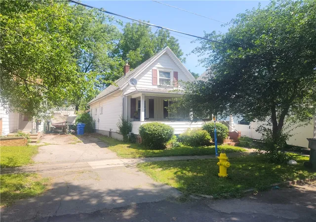 Photo 1 of Sale Pending at 70 Michigan St, Rochester, NY 14606 | MLS# R1699004 | Listing updated on 2026-07-25