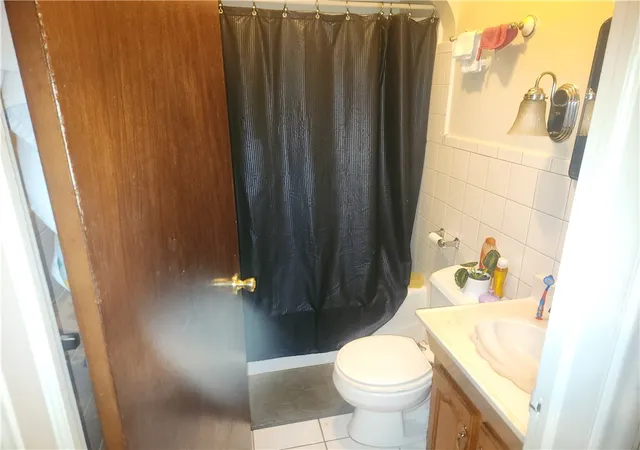 Photo 4 of Sale Pending at 70 Michigan St, Rochester, NY 14606 | MLS# R1699004 | Listing updated on 2026-07-25