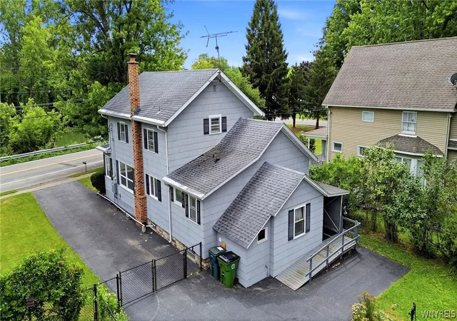 4th image of 3933 Lockport Ave, Wheatfield, NY 14120 | MLS# B1699439