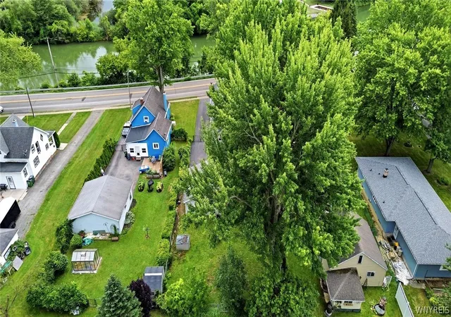 5th image of 3933 Lockport Ave, Wheatfield, NY 14120 | MLS# B1699439