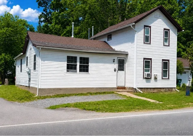 Photo 3 of Sale Pending at 170 Bullis Rd, Cowlesville, NY 14037 | MLS# B1699337 | Listing updated on 2026-07-29