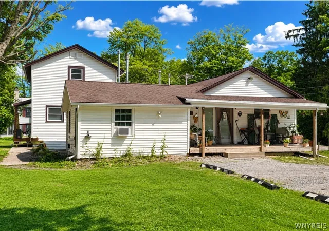Photo 4 of Sale Pending at 170 Bullis Rd, Cowlesville, NY 14037 | MLS# B1699337 | Listing updated on 2026-07-29