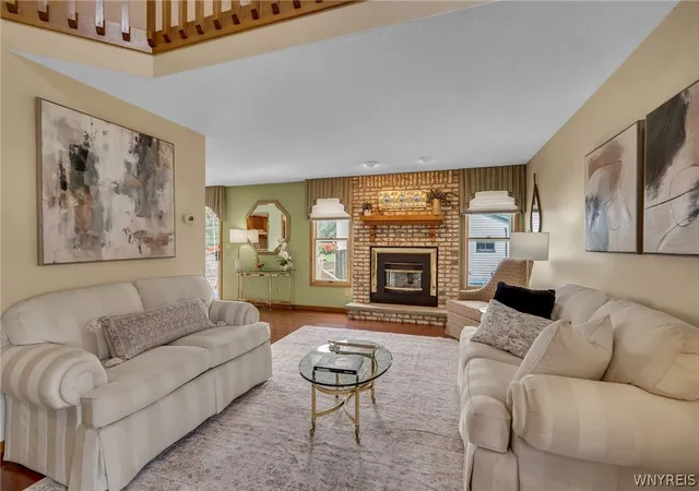 Photo 3 of Sale Pending at 31 Hillcrest Hts, Buffalo, NY 14224 | MLS# B1699504 | Listing updated on 2026-07-28