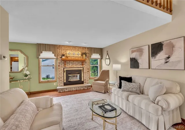 Photo 4 of Sale Pending at 31 Hillcrest Hts, Buffalo, NY 14224 | MLS# B1699504 | Listing updated on 2026-07-28