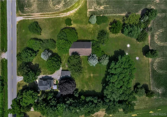 Photo 3 of Sale Pending at 9281 Batavia Stafford Townline Rd, Stafford, NY 14020 | MLS# B1697975 | Listing updated on 2026-07-29