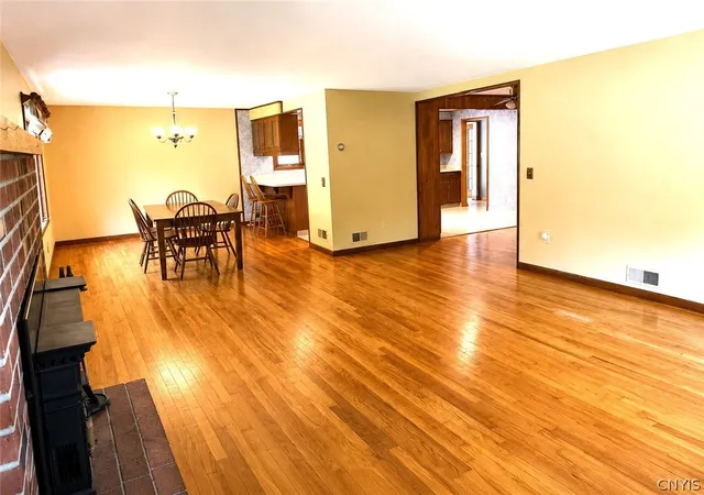 Photo 5 of Single family home for sale at 6447 Glass Factory Rd, Marcy, NY 13403 | MLS# S1699554 | Listing updated on 2026-07-17