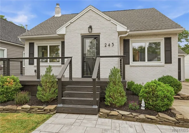Photo 2 of Sale Pending at 245 Woodridge Ave, Buffalo, NY 14225 | MLS# B1696920 | Listing updated on 2026-07-29