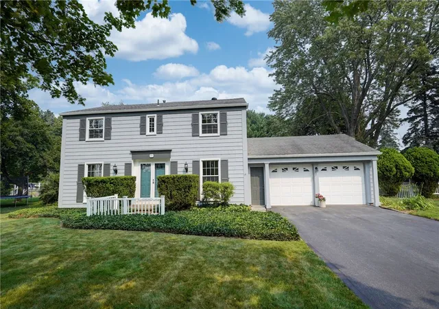 1st image of 931 Little Pond Wy, Webster, NY 14580 | MLS# R1699012